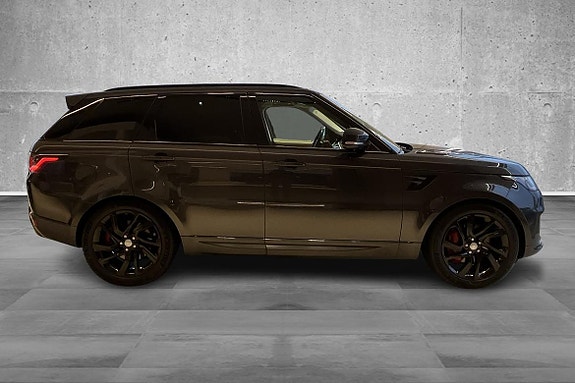 Land Rover Range Rover Sport 11 of 30