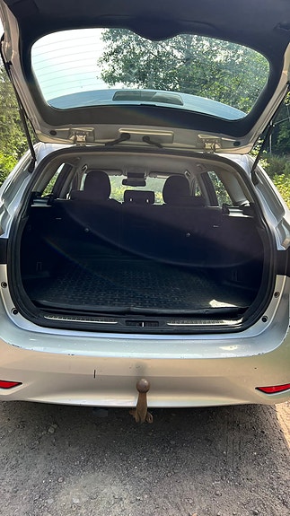 Toyota Avensis 7 of 18