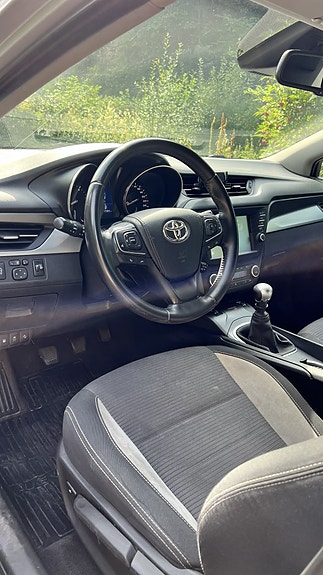 Toyota Avensis 10 of 18