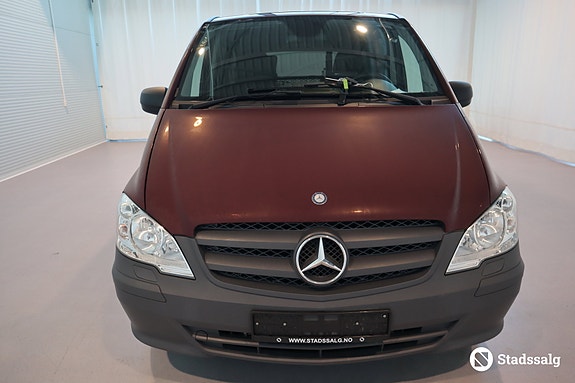 Mercedes-Benz Vito 113 2 of 10