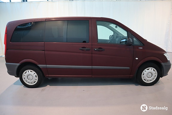Mercedes-Benz Vito 113 4 of 10