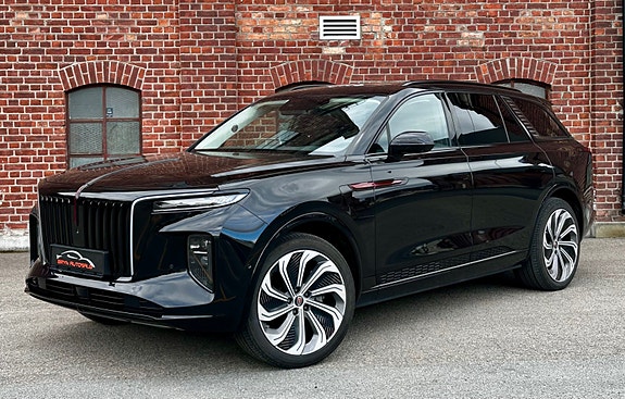 Hongqi E-HS9 2 of 27