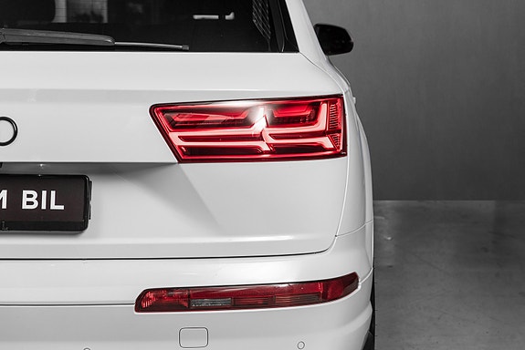 Audi Q7 7 of 30