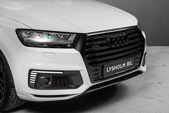 Audi Q7 3 of 30