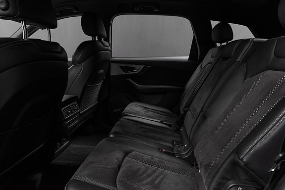 Audi Q7 17 of 30