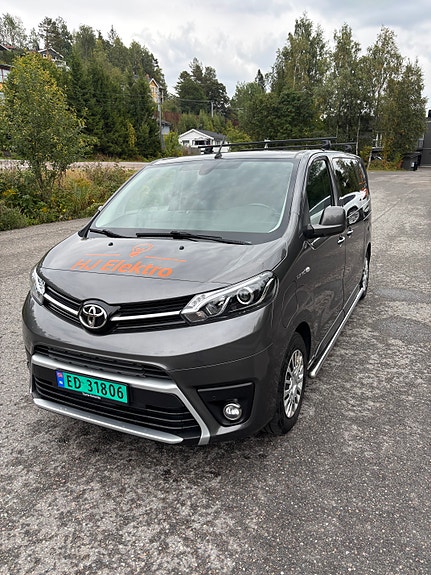 Toyota Proace 2 of 25