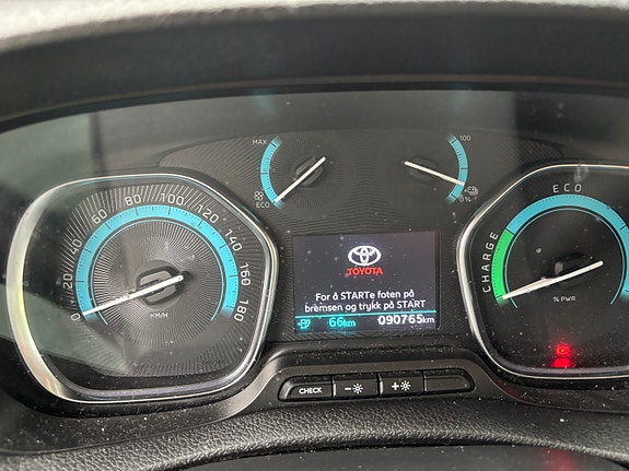 Toyota Proace 9 of 25