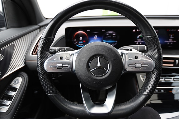 Mercedes-Benz EQC400 24 of 30