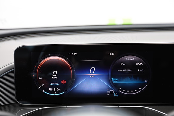 Mercedes-Benz EQC400 29 of 30
