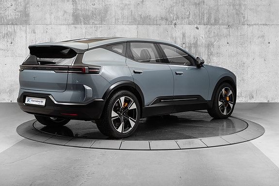 Polestar 3 6 of 30