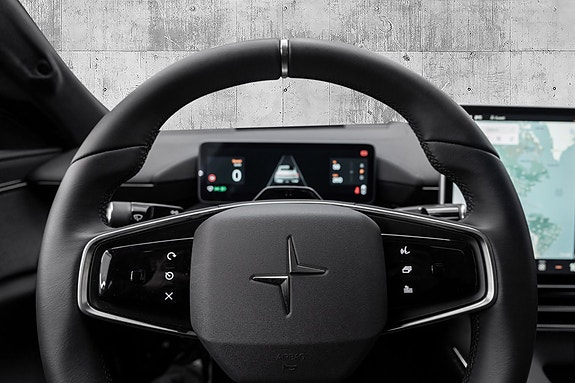 Polestar 4 14 of 24
