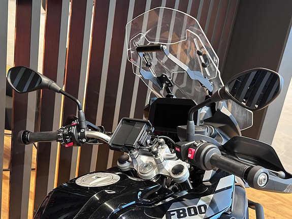 BMW F 800 GS "Fullutstyrt" med koffertsett 7 of 9