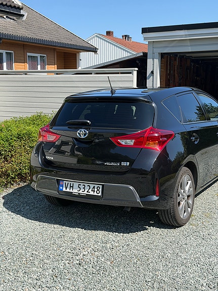Toyota Auris 11 of 23