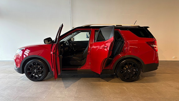 SsangYong XLV 4 of 30