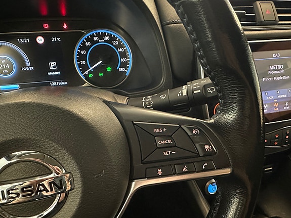 Nissan Leaf 17 of 30