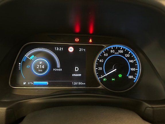 Nissan Leaf 14 of 30