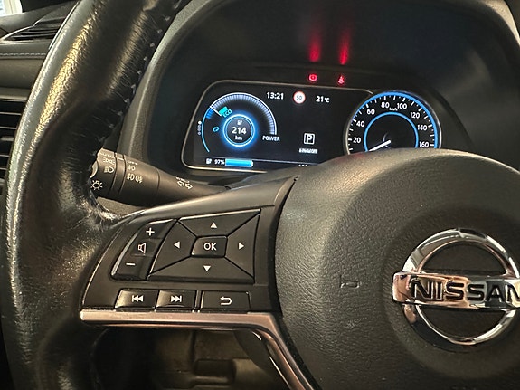 Nissan Leaf 16 of 30