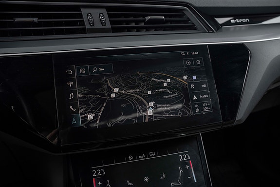 Audi e-tron Sportback 14 of 30