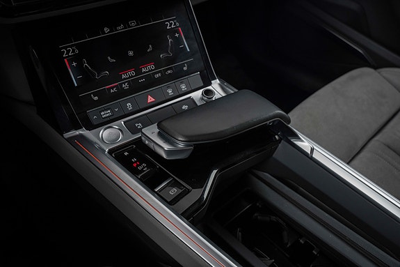 Audi e-tron Sportback 12 of 30
