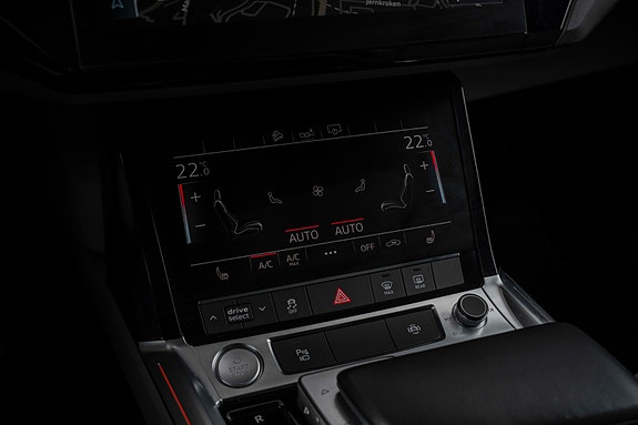 Audi e-tron Sportback 13 of 30