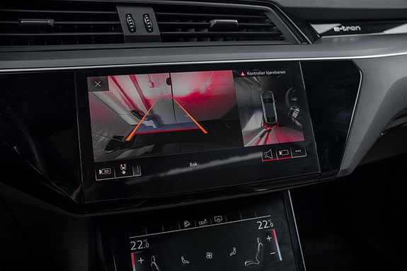 Audi e-tron Sportback 15 of 30