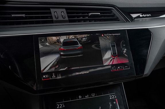 Audi e-tron Sportback 16 of 30