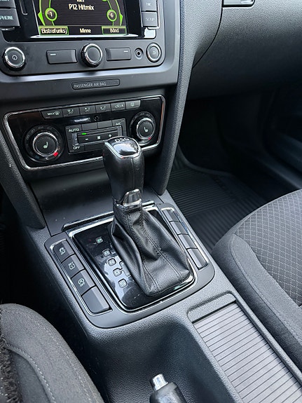 Skoda Superb 18 of 29