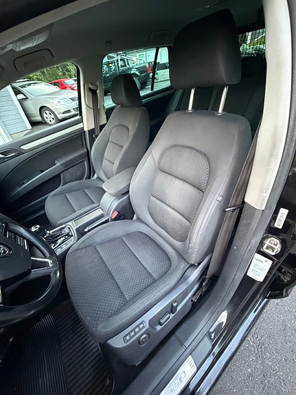 Skoda Superb 24 of 29