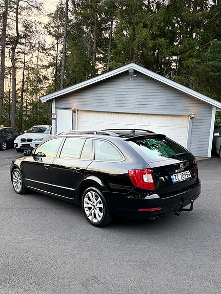 Skoda Superb 13 of 29