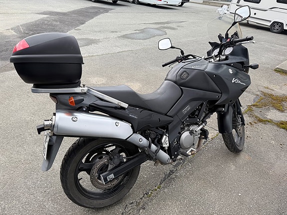Suzuki DL 650 V-Strom 2 of 15