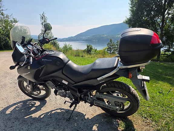 Suzuki DL 650 V-Strom 6 of 15