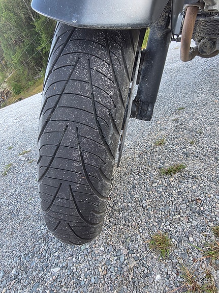 Suzuki DL 650 V-Strom 12 of 15