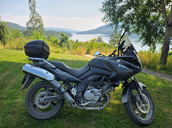 Suzuki DL 650 V-Strom 8 of 15
