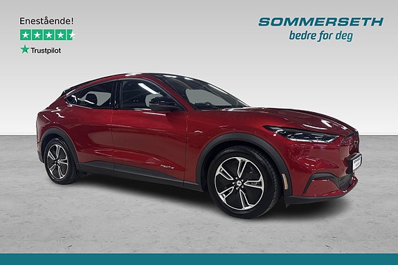 Ford Mustang Mach-E 1 hos Sommerseth