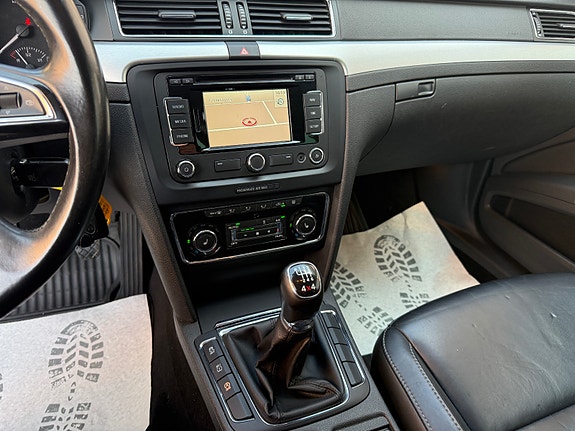 Skoda Superb 14 of 22