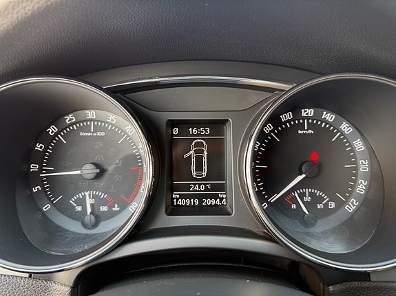 Skoda Superb 13 of 22