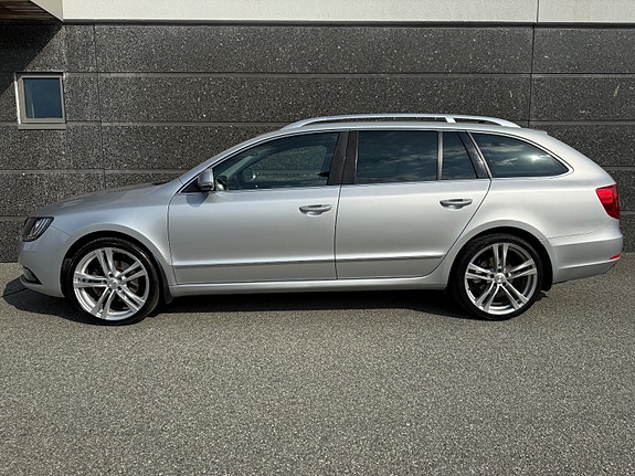 Skoda Superb 6 of 22