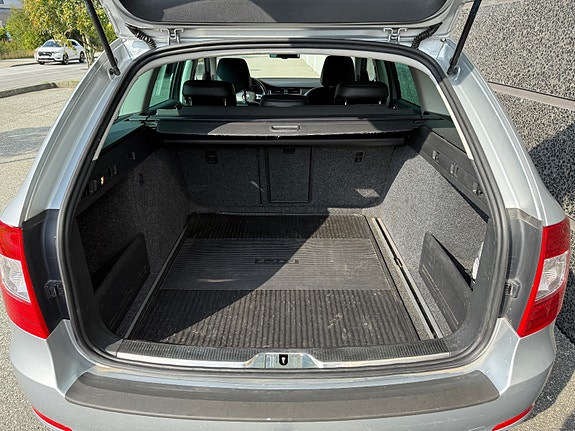 Skoda Superb 22 of 22