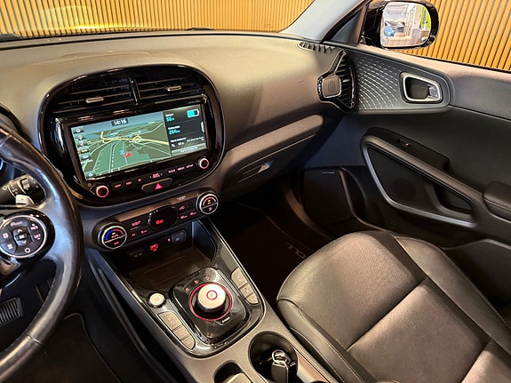 Kia e-Soul 16 of 21