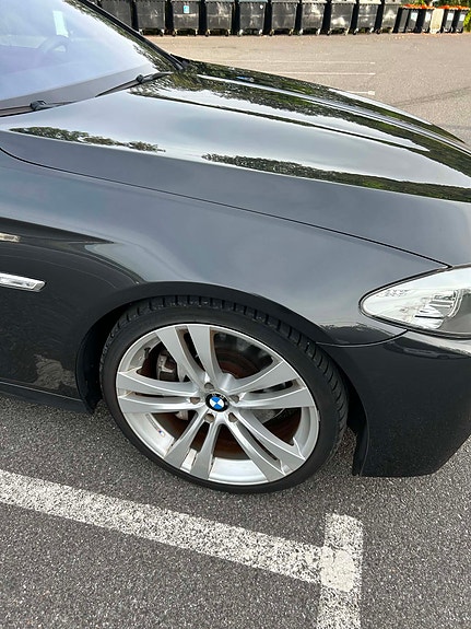 BMW 528i 7 of 24