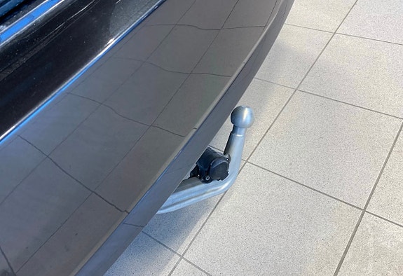 BMW 528i 23 of 24