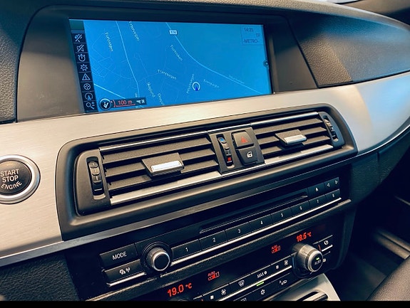 BMW 528i 21 of 24