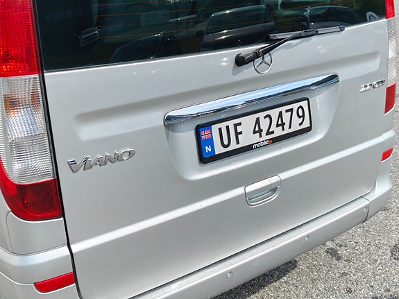 Mercedes-Benz Viano 8 of 30