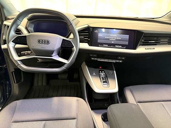 Audi Q4 e-tron 15 of 18