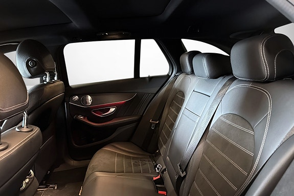 Mercedes-Benz C200 15 of 30