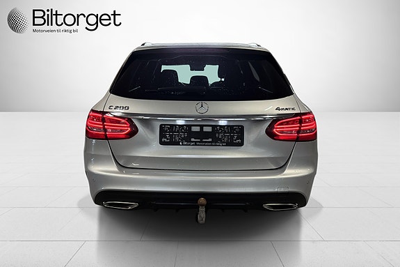 Mercedes-Benz C200 7 of 30