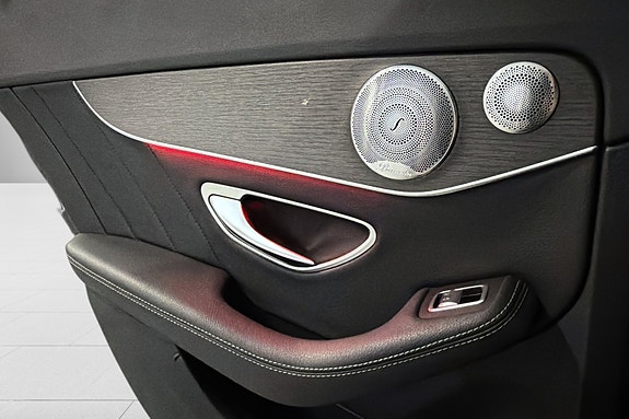 Mercedes-Benz C200 14 of 30