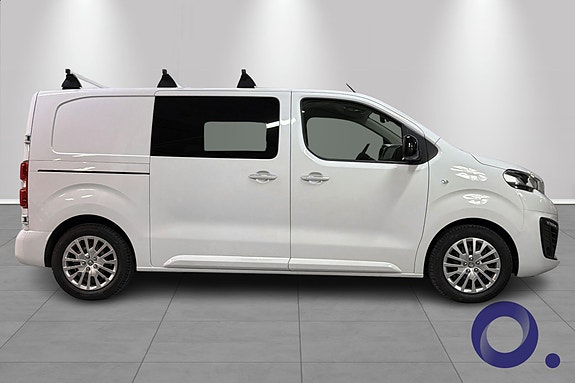 Peugeot e-Expert 7 of 24