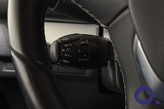 Peugeot e-Expert 16 of 24