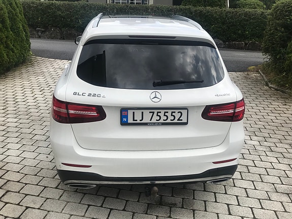 Mercedes-Benz GLC220 d 4 of 7